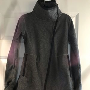 Girl’s ivivva Jacket Size 7